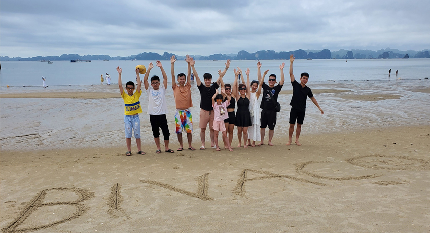 Kỳ nghỉ hè đáng nhớ của tập thể Bivaco tại Hạ Long Bay